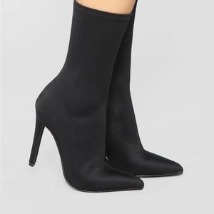 Fashion nova satin booties!